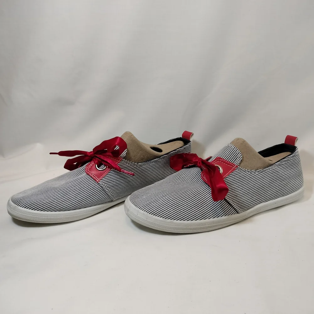 dELiA*s Women's Striped‎ Sneakers with Red Accents